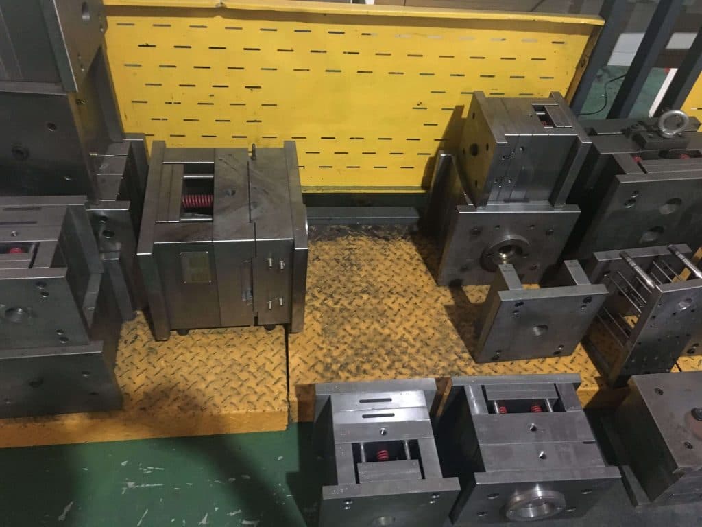 Moulding making