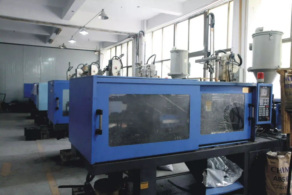 Injection molding machine workshop
